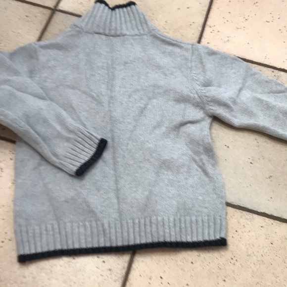 Calvin Klein sweater - Picture 6 of 6